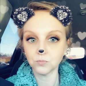 Meet your Posher, Laci